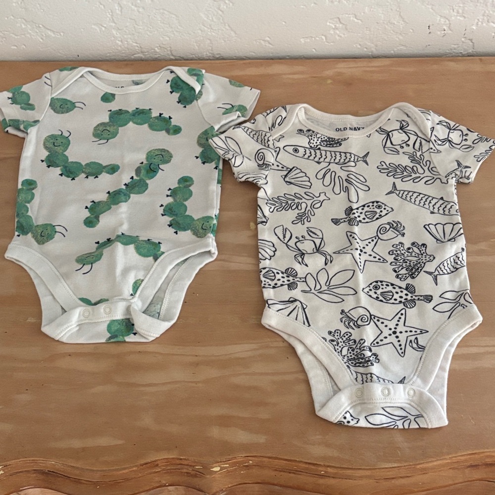 Old Navy Colorful Baby Outfit Collection - Picture 4 of 11